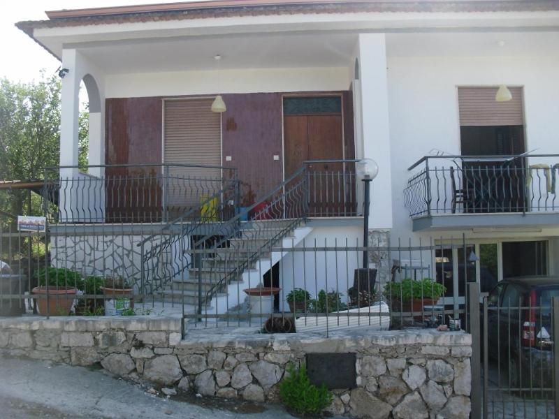 Guesthouseminturnoit Lucia Sparagna Ngoại thất bức ảnh