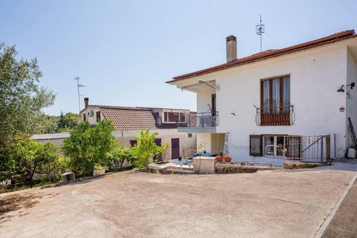 Guesthouseminturnoit Lucia Sparagna Ngoại thất bức ảnh